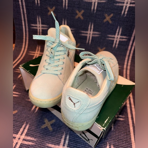 Puma Suede Classic Monochrome Reflective 7.5womens - Picture 13 of 16